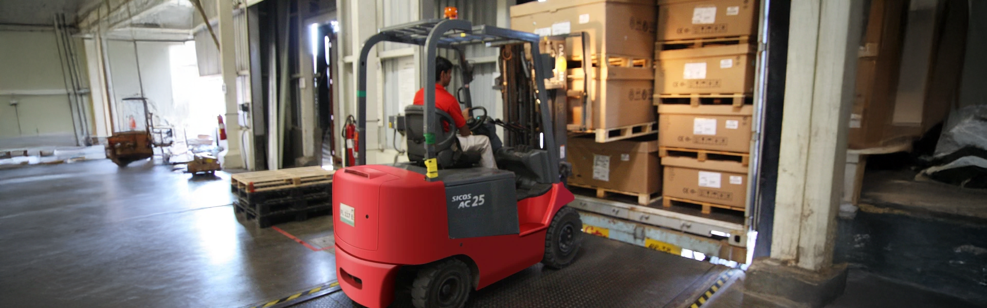 CACES près de Écommoy